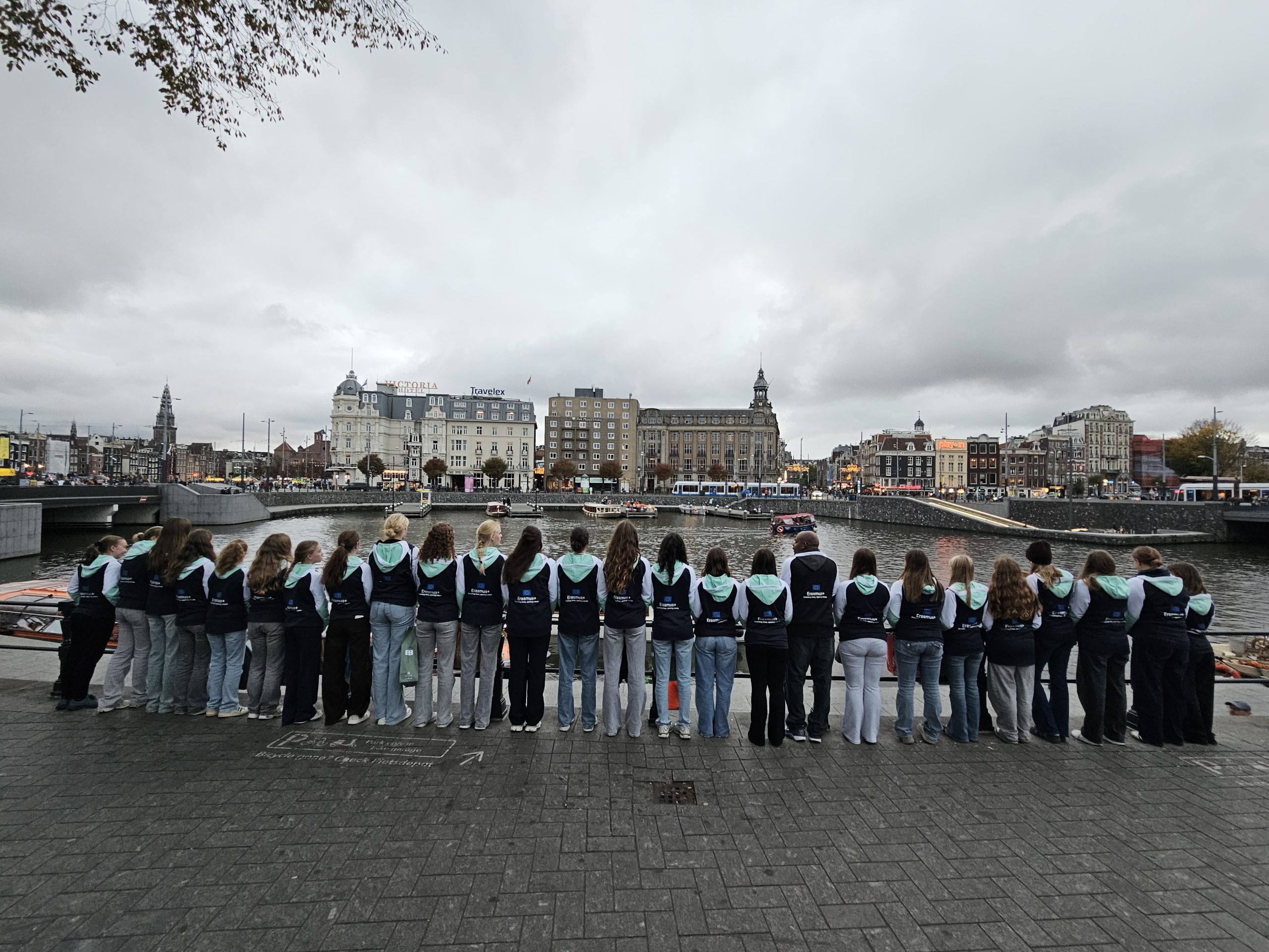 Gruppenfoto aus dem Projekt Jump, Learn, Connect